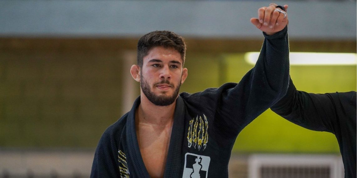 Lutador de Jiu-Jitsu de BC conquista ouro em Campeonato na Espanha