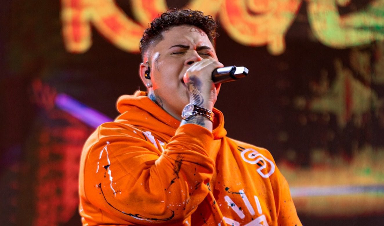 O cantor Rogerinho se apresenta neste fim de semana na SHED, em Balneário Camboriú