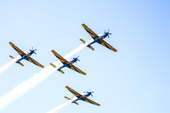 Balneário Camboriú (SC),  07/05/2022 - Esquadrilha da Fumaça / Aeronaves da Força Aerea Brasileira se apresentam, na tarde deste sábado (07) 
na Orla da Praia de Balneário Camboriú, Santa Catarina.