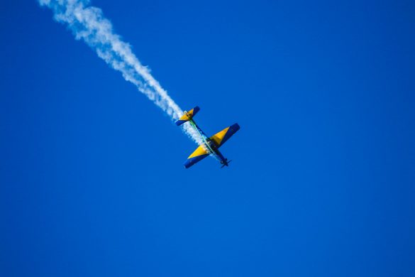 Balneário Camboriú (SC),  07/05/2022 - Esquadrilha da Fumaça / Aeronaves da Força Aerea Brasileira se apresentam, na tarde deste sábado (07) 
na Orla da Praia de Balneário Camboriú, Santa Catarina.