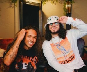 Vitão lança "Quando" em parceria com o rapper norte-americano Russ