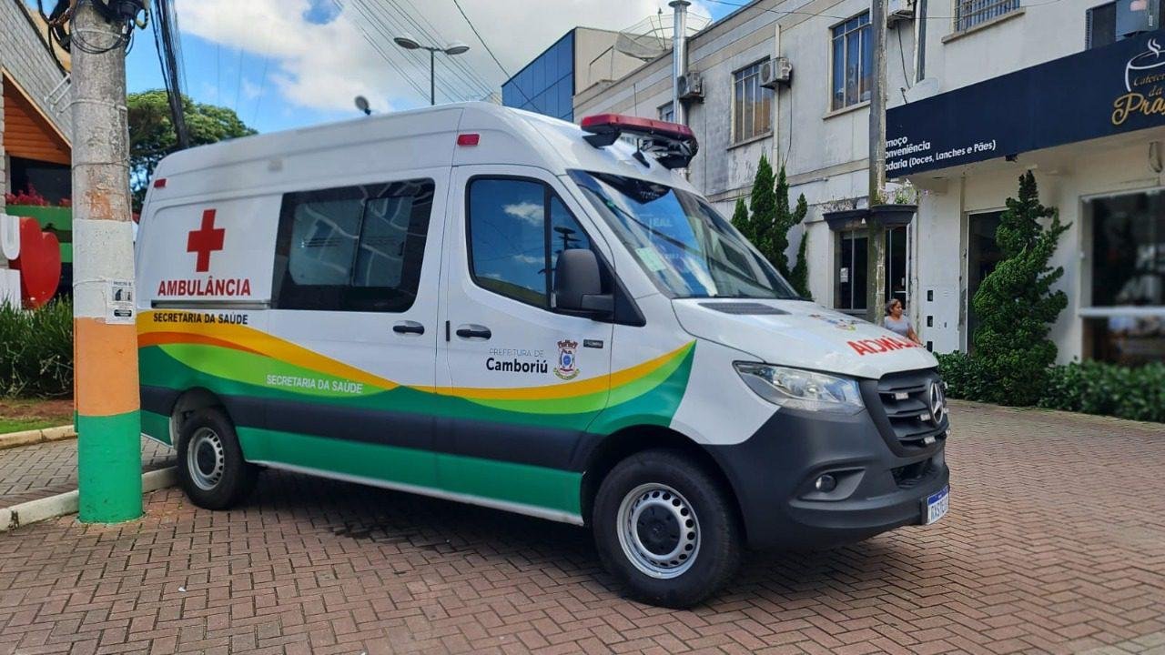 Prefeitura de Camboriú investe em nova ambulância para a frota da Secretaria de Saúde