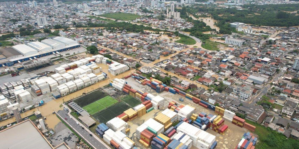 Defesa Civil de Itajaí divulga lista das áreas atingidas por inundações no fim de semana