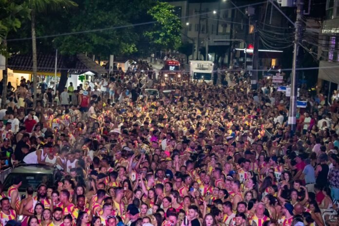 Foliões do Inimigos da Segunda
