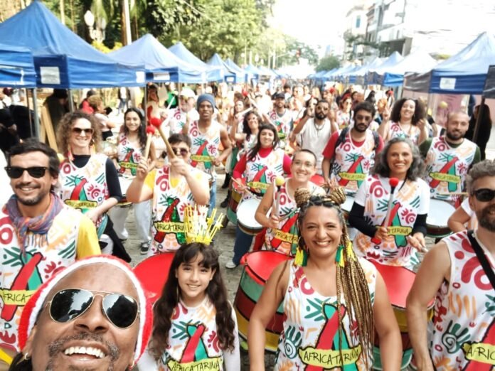 Africatarina encerra a programação dos Ensaios de Carnaval no MULTI. crédito Divulgação