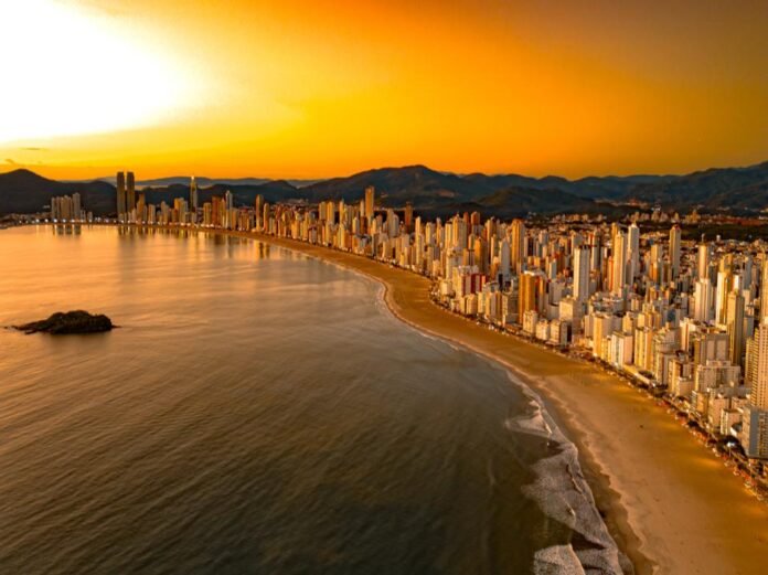 Balneário Camboriú será divulgada na Bolsa de Turismo de Lisboa, a maior feira de turismo de Portugal Foto BC Convention