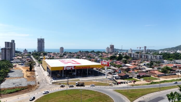 Fort Atacadista inaugura na cidade de Penha nesta quarta-feira, 2 de abril _ Foto Marcelo Pertile