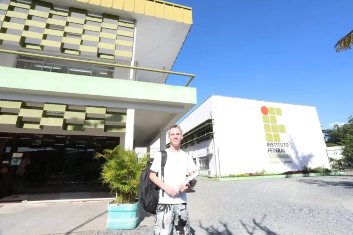 62867d2953efbe1e5132b098861918c3