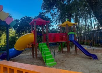 Parquinhos infantis da Avenida Normando Tedesco são modernizados